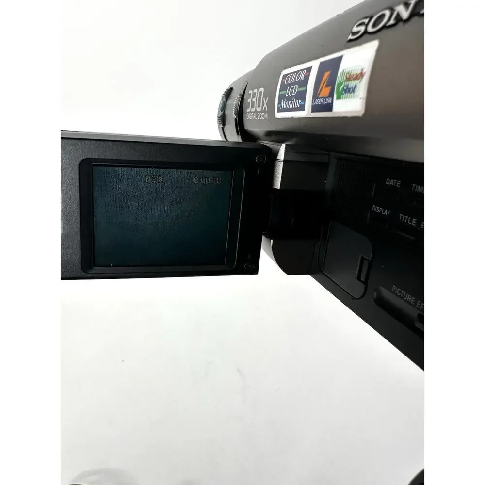 Sony Handycam Vision CCD-TRV36 NTSC Hi8 NightShot Camcorder WORKS Needs Battery